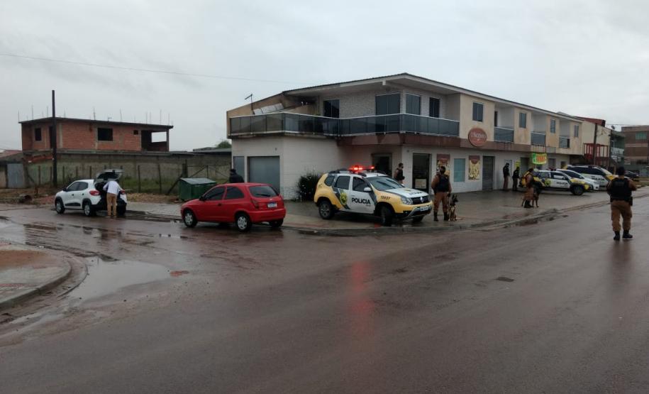 Operação do BPGd em Piraquara resulta em três prisões e um veículo recuperado