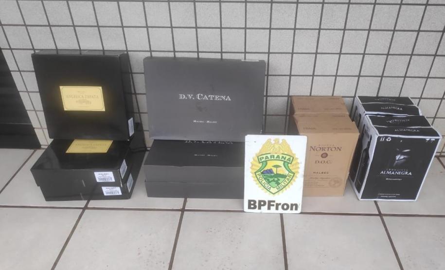 Carro carregado com vinho é apreendido durante a Operação Hórus no Sudoeste do estado