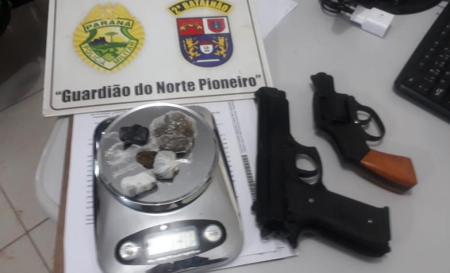 No Norte Pioneiro, PM apreende armas e simulacros durante o fim de semana