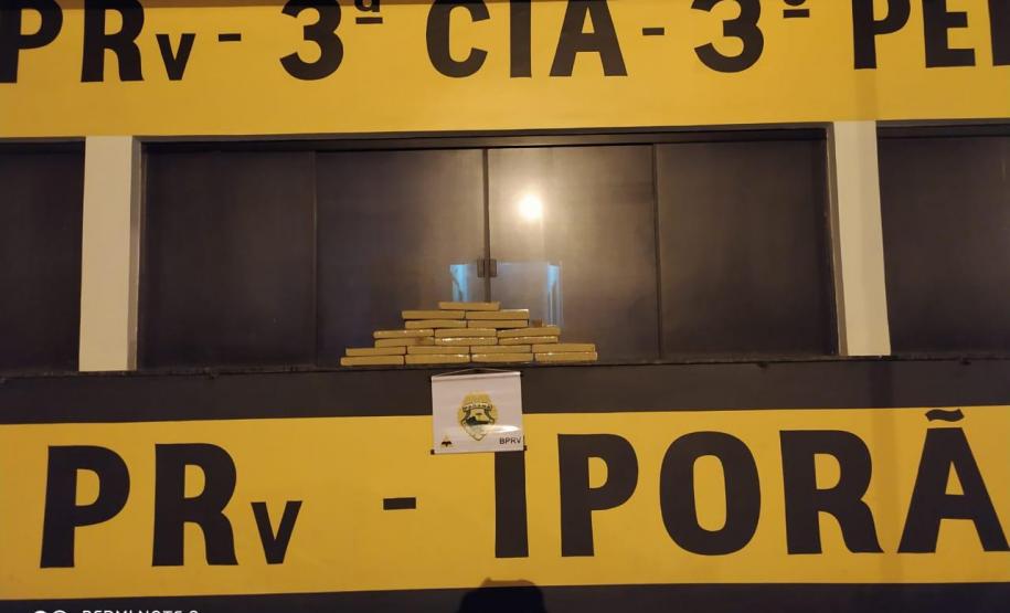 15 quilos de maconha são apreendidos pelo BPRv em Iporã, no Noroeste do estado