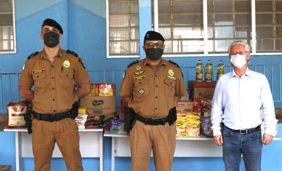 PM de Ponta Grossa arrecada 160 quilos de alimentos para a Guarda Mirim