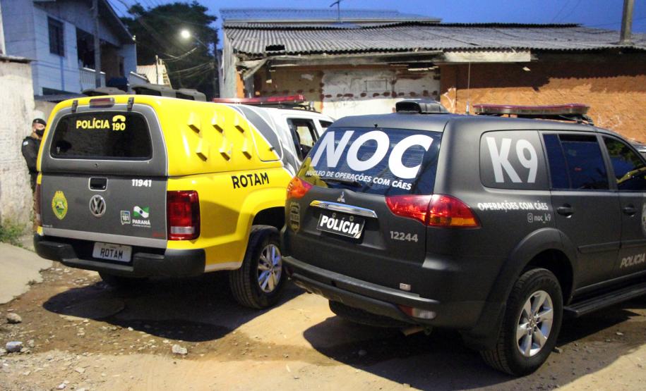 Polícia Civil e PM prendem 15 envolvidos com tráfico de drogas