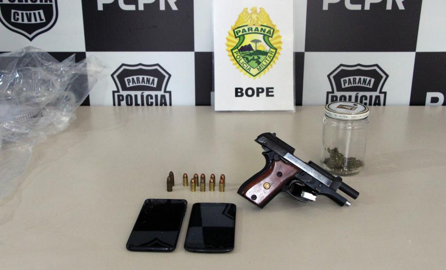 Polícia Civil e PM prendem 15 envolvidos com tráfico de drogas