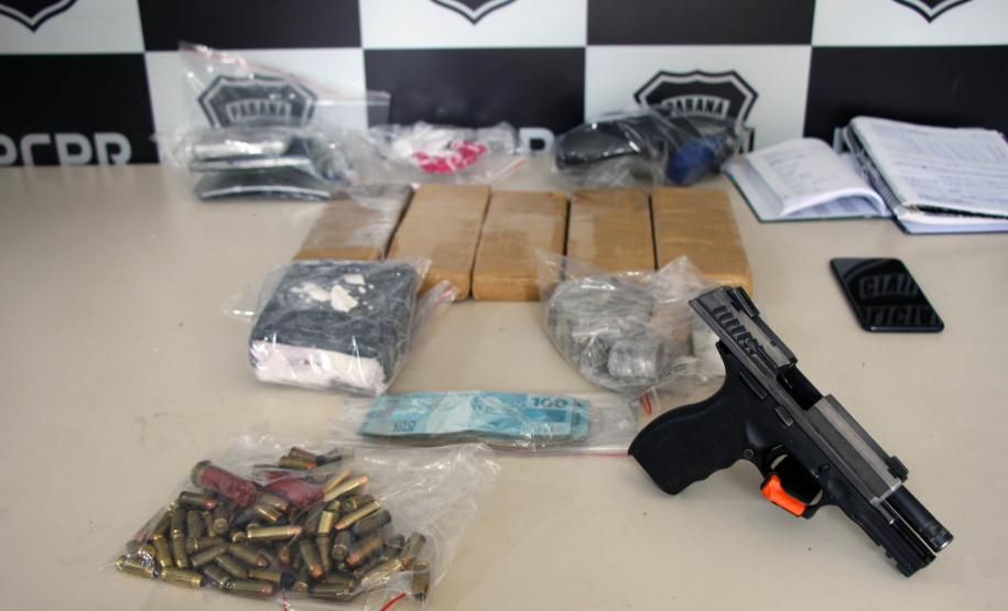 Polícia Civil e PM prendem 15 envolvidos com tráfico de drogas