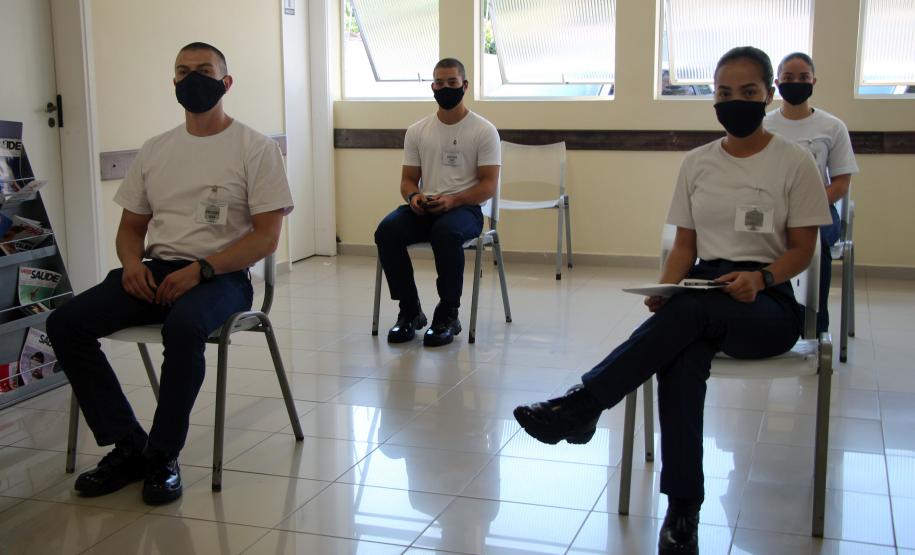 Cadetes da Polícia Militar doam sangue no Hemepar de Curitiba