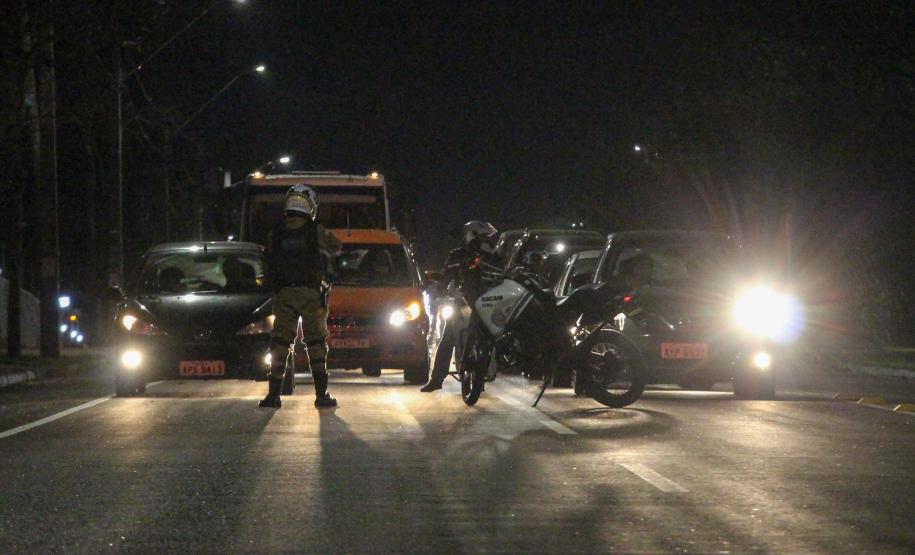 Bloqueios de trânsito e abordagens são foco da Operação Especializada do BPTran em Curitiba