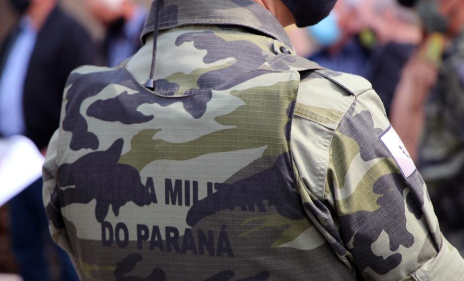 Capitão da Reserva Remunerada da PM é homenageado e planta mais duas Araucárias no Quartel do Comando-Geral em Curitiba