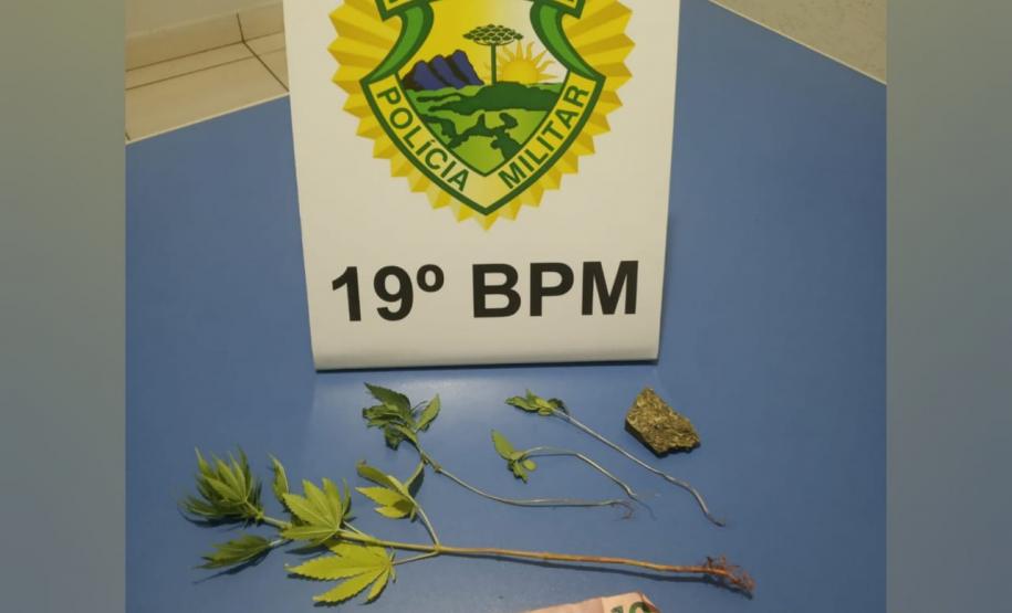 PM prende duas pessoas e recupera dois veículos no Oeste do estado