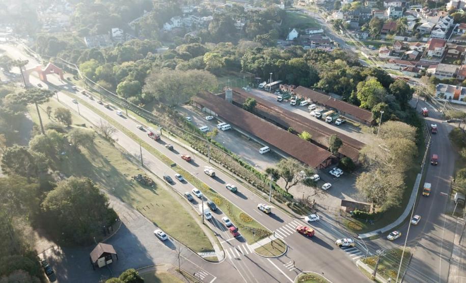 Inédito desfile motorizado da PM passa por cartões-postais da capital em alusão aos 166 anos da Corporação