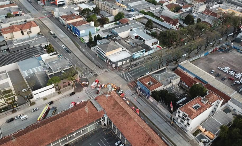 Inédito desfile motorizado da PM passa por cartões-postais da capital em alusão aos 166 anos da Corporação