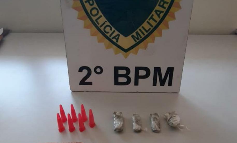 No Norte Pioneiro, PM prende 10 pessoas e apreende drogas, duas motocicletas e 26 celulares