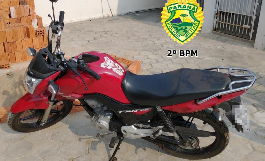 No Norte Pioneiro, PM prende 10 pessoas e apreende drogas, duas motocicletas e 26 celulares