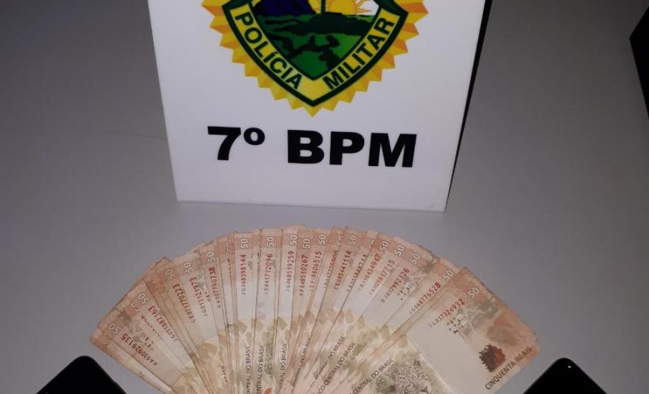 Caminhão carregado com 400 mil maços de cigarros é apreendido pela PM no Noroeste do estado