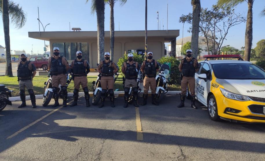 BPTran faz instrução de direção defensiva com motociclistas durante a Semana Nacional de Trânsito