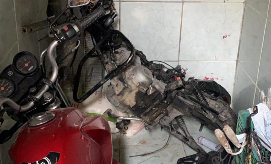 Desmanche com sete motos furtadas é descoberta pelo BPGd em Piraquara, na RMC