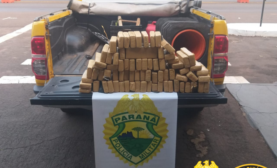 BPRv apreende mais de 50 quilos de maconha e um revólver em situações distintas