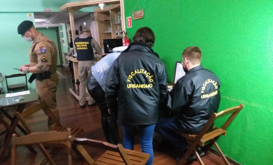 AIFU fecha 13 estabelecimentos comerciais durante o final de semana na Capital
