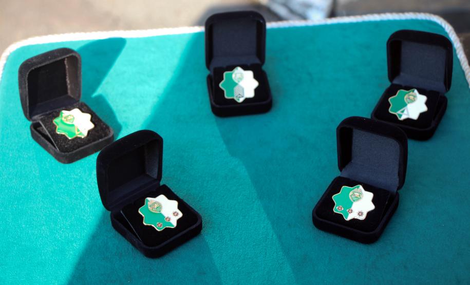 Veteranos da Polícia Militar e do Corpo de Bombeiros são homenageados durante solenidade em Curitiba