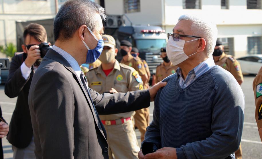 Veteranos da Polícia Militar e do Corpo de Bombeiros são homenageados durante solenidade em Curitiba