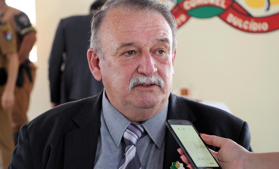 Veteranos da Polícia Militar e do Corpo de Bombeiros são homenageados durante solenidade em Curitiba