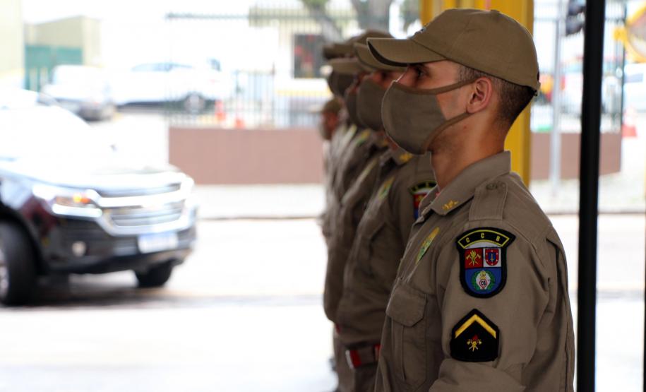 Governador entrega 15 novas viaturas para o Corpo de Bombeiros
