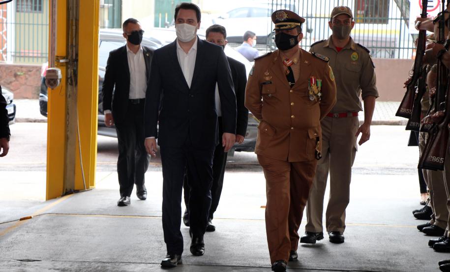 Governador entrega 15 novas viaturas para o Corpo de Bombeiros