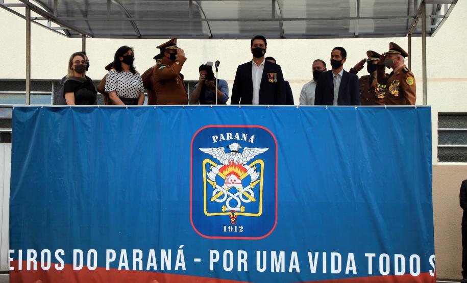 Governador entrega 15 novas viaturas para o Corpo de Bombeiros