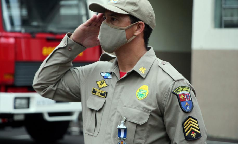 Governador entrega 15 novas viaturas para o Corpo de Bombeiros