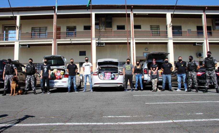 BOPE entrega mais de 800 brinquedos a crianças carentes da Região Metropolitana de Curitiba (RMC)