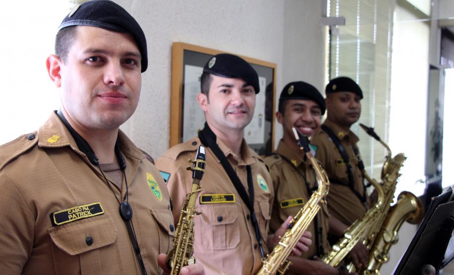 Tenente-coronel da PM recebe homenagem de colegas antes de ir para a Reserva Remunerada