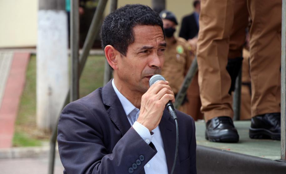 Policiais militares são homenageados durante solenidade em comemoração aos 52 anos do 13º Batalhão em Curitiba