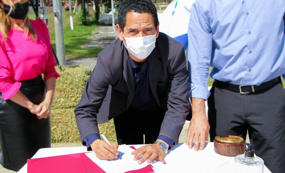 Assinatura de termo de cooperação técnica com ONG ampliará programa de Equoterapia