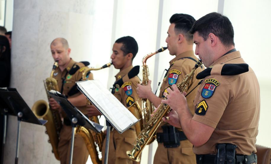 Paraná terá 215 colégios cívico-militares, maior programa do Brasil