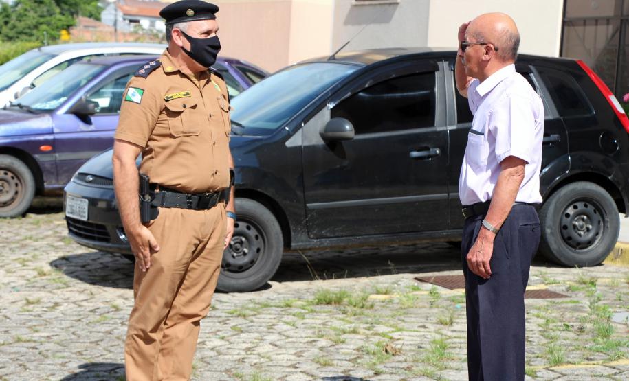 Após quase 40 anos na Reserva Remunerada, subtenente da PM recebe homenagem da Banda de Música em Curitiba