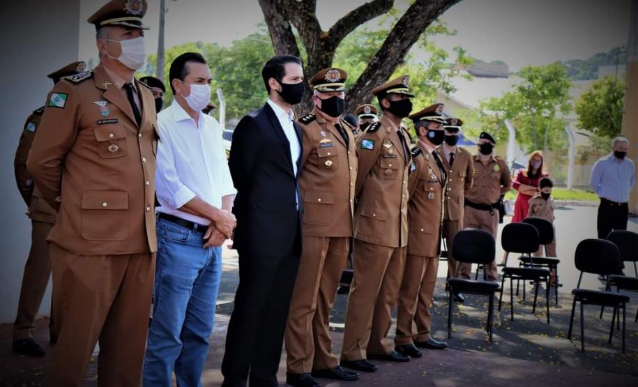 Comandante-Geral da PM recebe Medalha de Mérito do 21º BPM em Francisco Beltrão (PR)