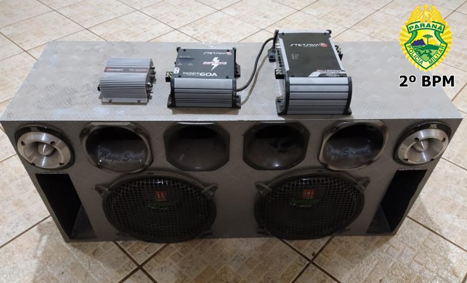 PM encaminha sete pessoas e apreende aparelhos de som e drogas no Norte Pioneiro