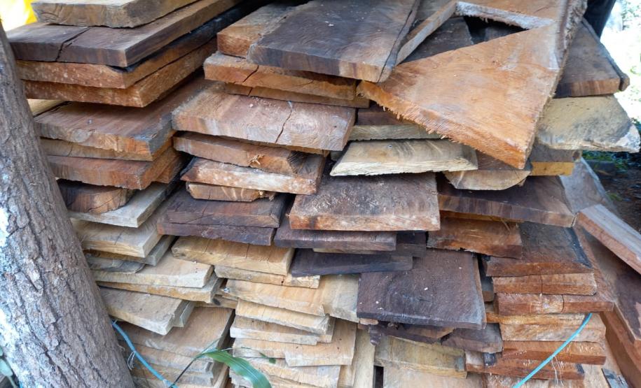 BPAmb-FV aplica mais de R$ 25 mil em multas e flagra descarte irregular de concreto no Paraná