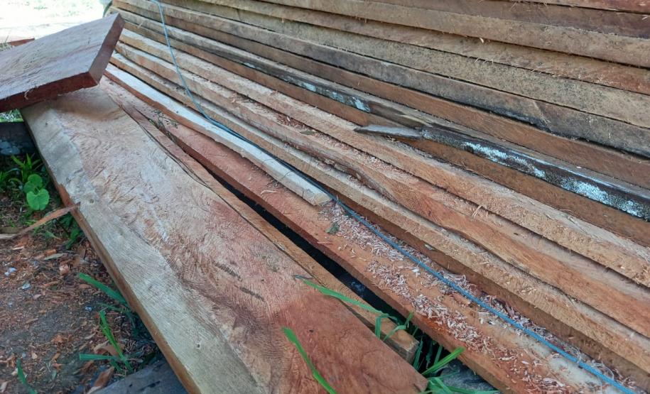 BPAmb-FV aplica mais de R$ 25 mil em multas e flagra descarte irregular de concreto no Paraná