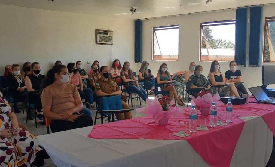 Batalhão da PM de Guarapuava (PR) promove atividade para policiais femininas na sede da unidade