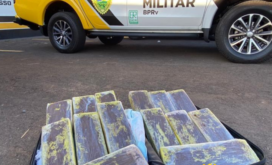 No Noroeste do estado, BPRv apreende 14 quilos de maconha e 22 mil maços de cigarros contrabandeados