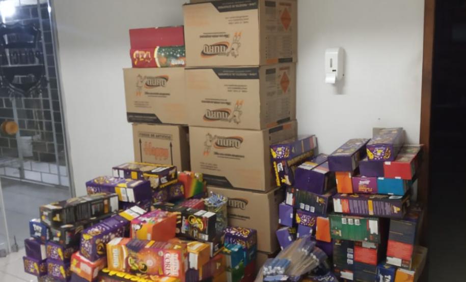 AIFU apreende cigarros e contrabandos durante fiscalizações em Guaratuba (PR)