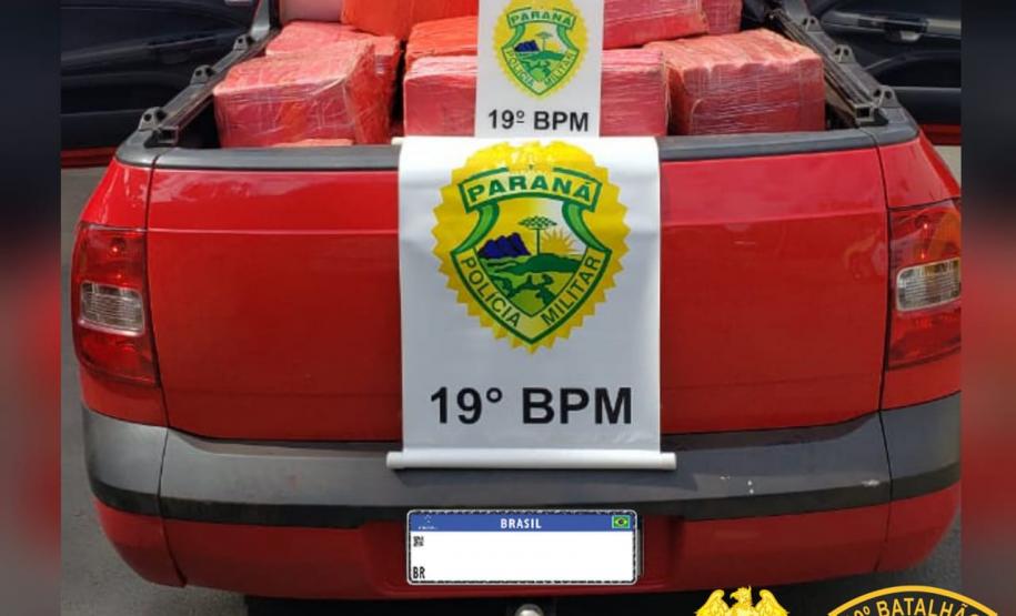 Mais de 580 quilos de maconha e duas armas de fogo são apreendidos pela PM no Oeste do estado