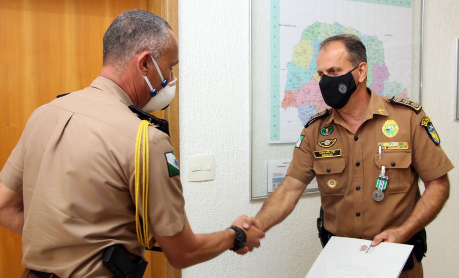Subcomandante-Geral da PM recebe medalha Mérito Rodoviário e Mérito da Casa Militar