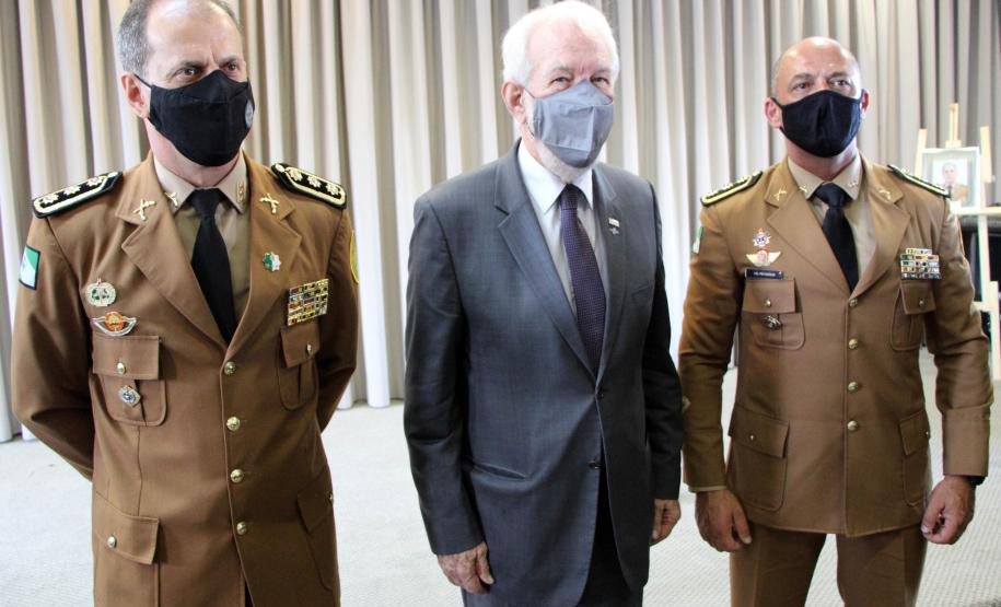 Subcomandante-Geral da PM é homenageado ao seguir para a Reserva Remunerada em Curitiba (PR)
