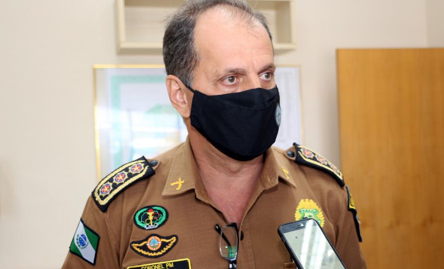 Oficiais da Polícia Militar recebem Medalha de Mérito da Defesa Civil no Quartel do Comando-Geral em Curitiba