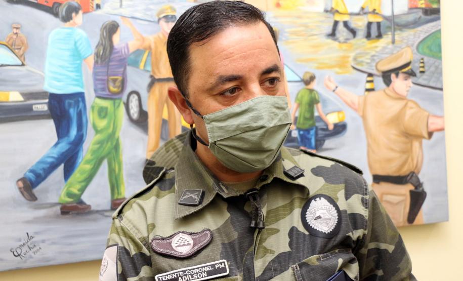 Oficiais da Polícia Militar recebem Medalha de Mérito da Defesa Civil no Quartel do Comando-Geral em Curitiba