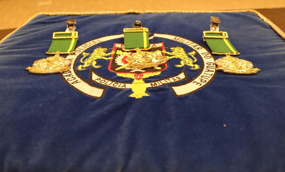 Durante solenidade, CEFID comemora 29 anos de criação com entrega de medalhas e troca de função em Curitiba