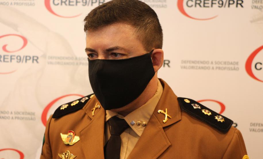 Durante solenidade, CEFID comemora 29 anos de criação com entrega de medalhas e troca de função em Curitiba