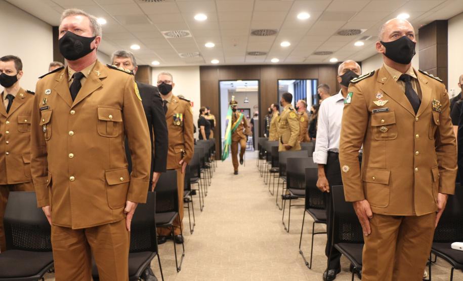 Durante solenidade, CEFID comemora 29 anos de criação com entrega de medalhas e troca de função em Curitiba