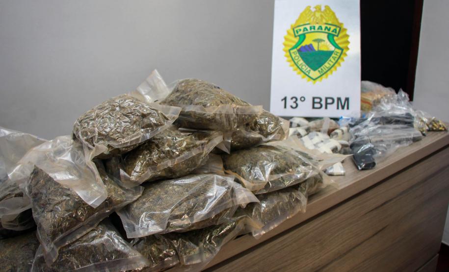 Em Curitiba, PM deflagra Operação Azteca e prende sete pessoas e mais de 15 quilos de maconha
